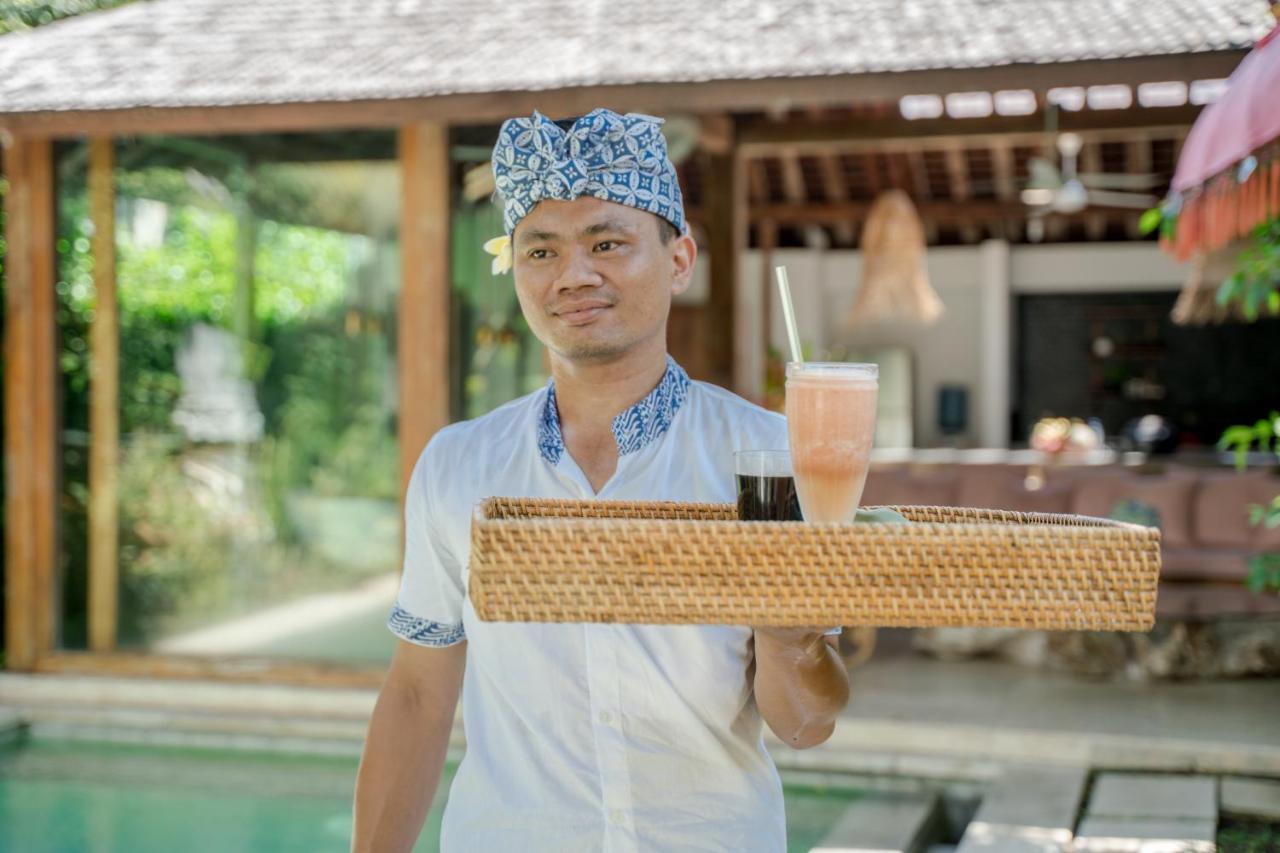 Villa Saffira, Seminyak - Pool, Garden, Rooftop - Walk To Beach And Cafes! Bagian luar foto