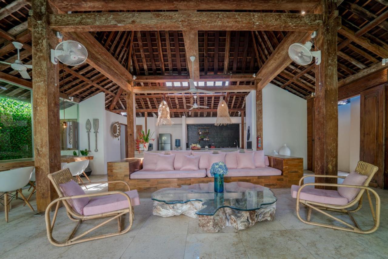 Villa Saffira, Seminyak - Pool, Garden, Rooftop - Walk To Beach And Cafes! Bagian luar foto