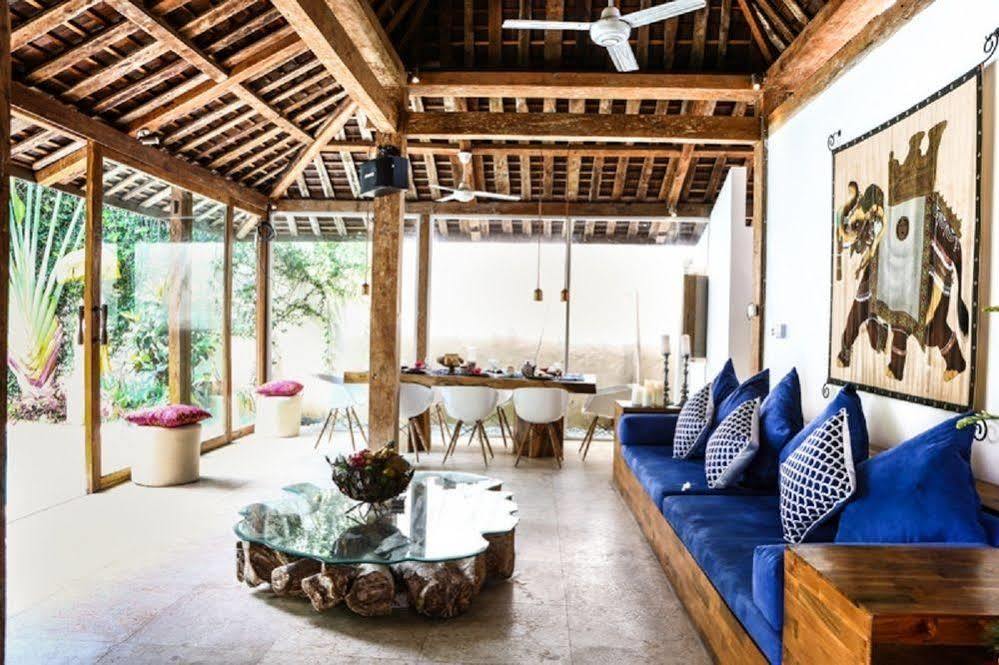 Villa Saffira, Seminyak - Pool, Garden, Rooftop - Walk To Beach And Cafes! Bagian luar foto
